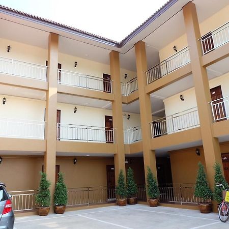 Benya Hotel Nan Exterior photo