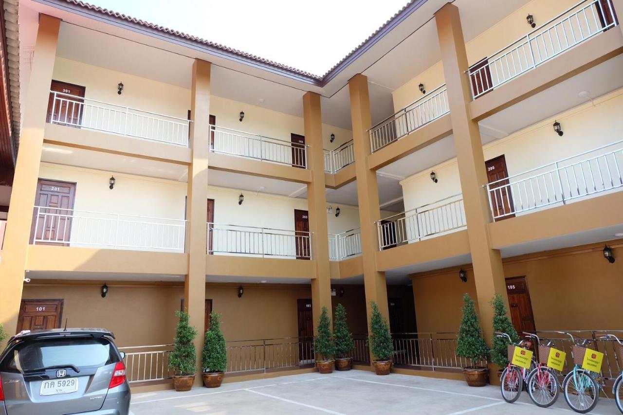 Benya Hotel Nan Exterior photo