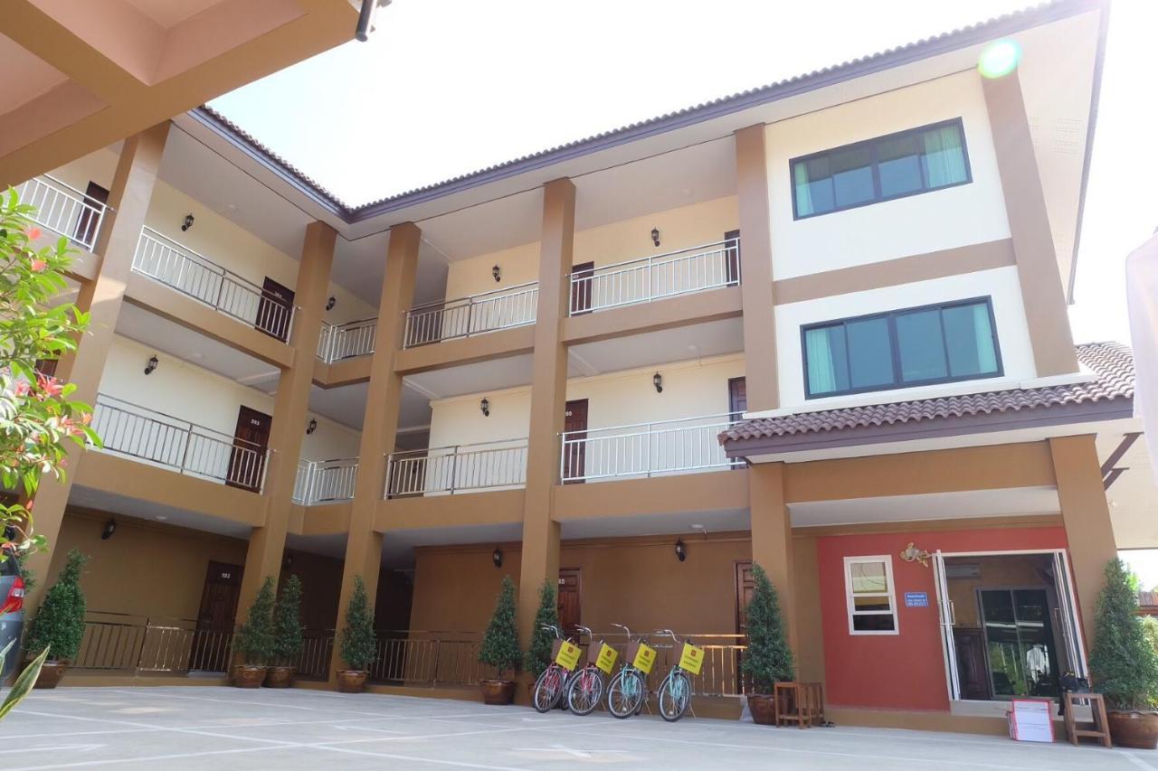 Benya Hotel Nan Exterior photo